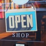 Is de fysieke winkel achterhaald?