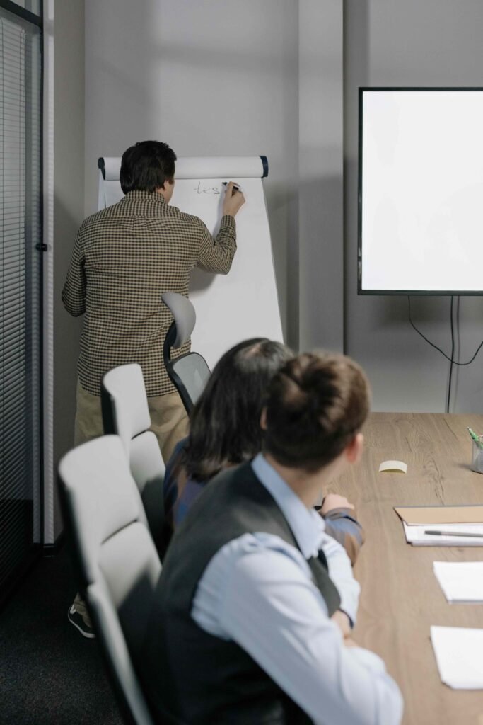 Teammeeting met whiteboard